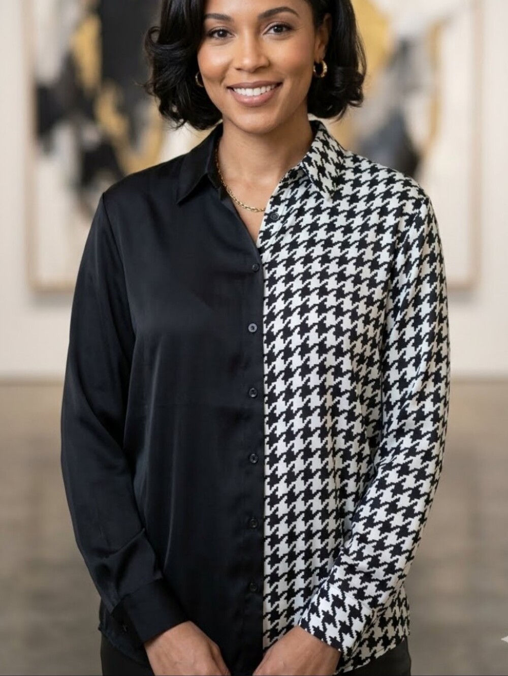 eesome Black & White Houndstooth Split-Panel Button Down Shirt